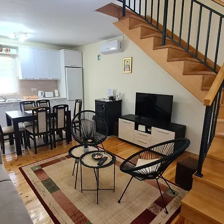 Jovana - Self Check In Villa Čačak