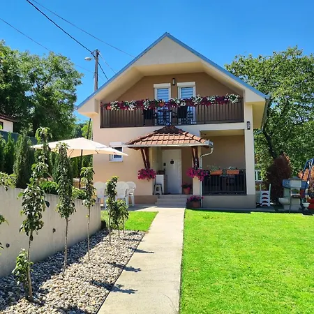 Jovana - Self Check In *